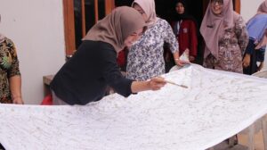 HIMAHI UNISRI Gelar Pelatihan Inovatif: Membentuk Rumah UMKM Inklusif Guna Menuju Perekonomian Desa Mandiri di Desa Jatiwarno