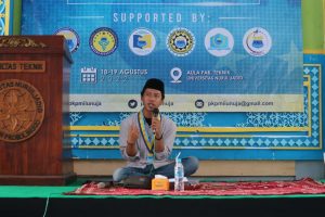 Respon Mahasiswa Probolinggo terhadap Kenaikan PPN 12% dan Kelangkaan Pupuk di Depan Kantor DPRD Kabupaten Probolinggo