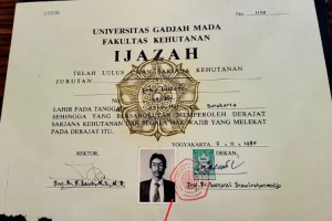 Isu Ijazah Palsu Jokowi Dibantah, Penebar Hoaks Terancam Proses Hukum