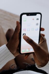Ini Fungsi Gen Z Punya First dan Second Account Instagram